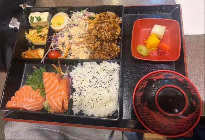 Foto de prato — Momo Lamen