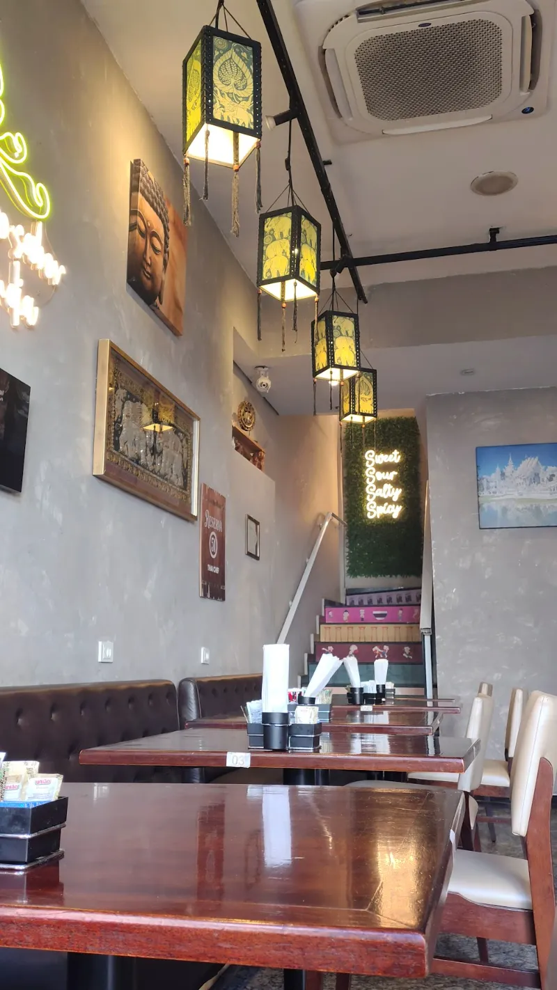 Salão — Thai Chef